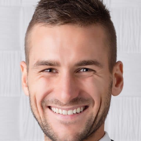 Dr. Marcos Pinheiro